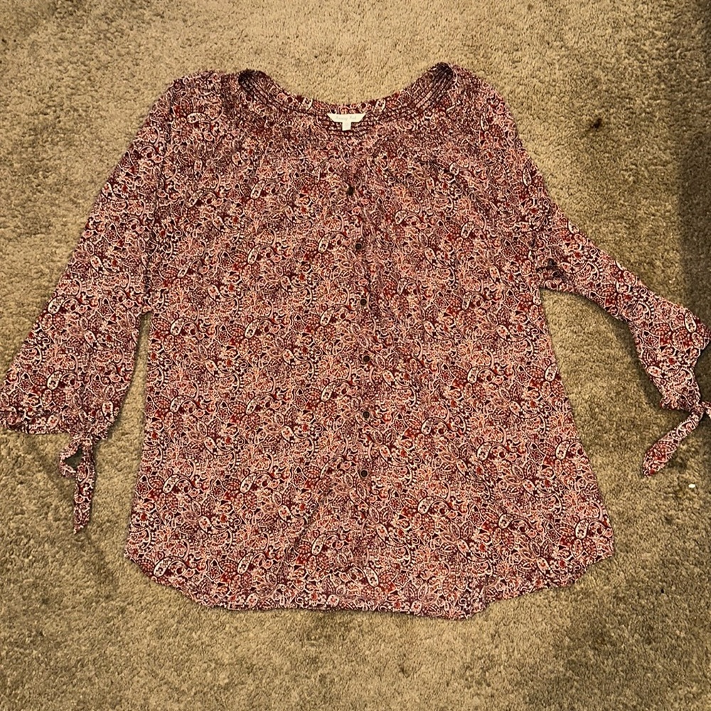 *NWT* Plus Paisley Top